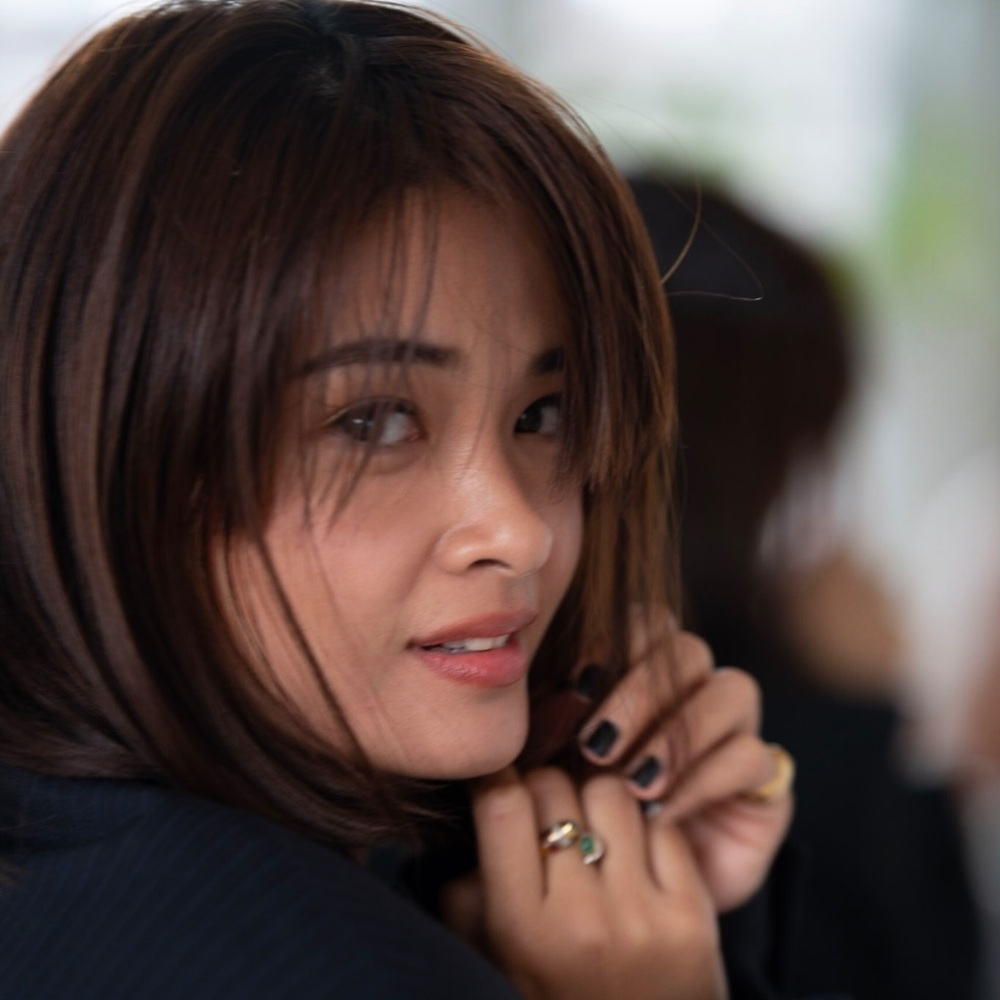 Meet your Posher, Lorrainne